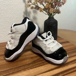 Jordan 11 Concord Low Toddler 4C